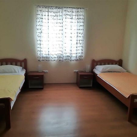 Apartman Rosanda Premuda Zewnętrze zdjęcie