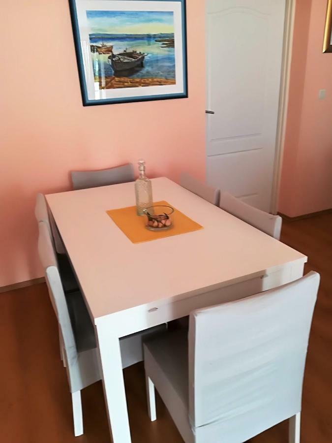 Apartman Rosanda Premuda Zewnętrze zdjęcie