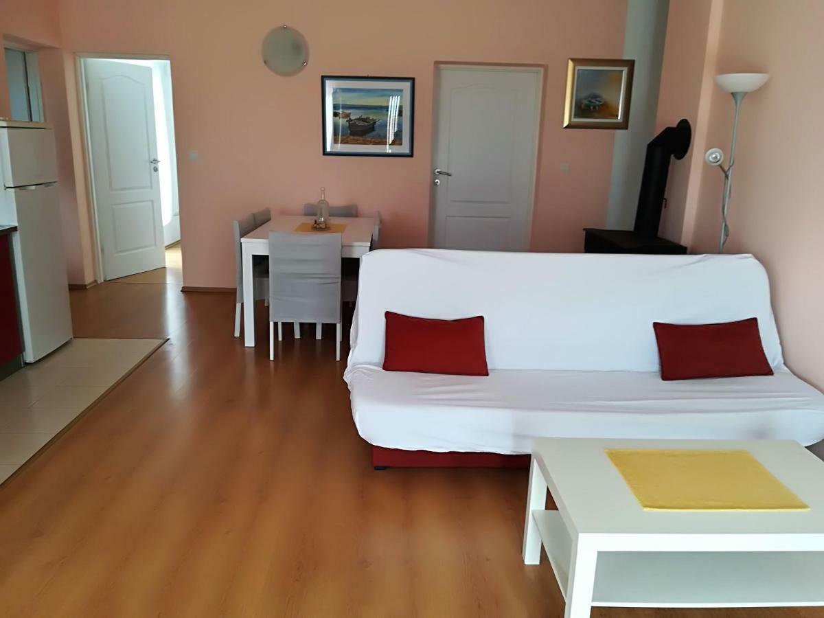 Apartman Rosanda Premuda Zewnętrze zdjęcie