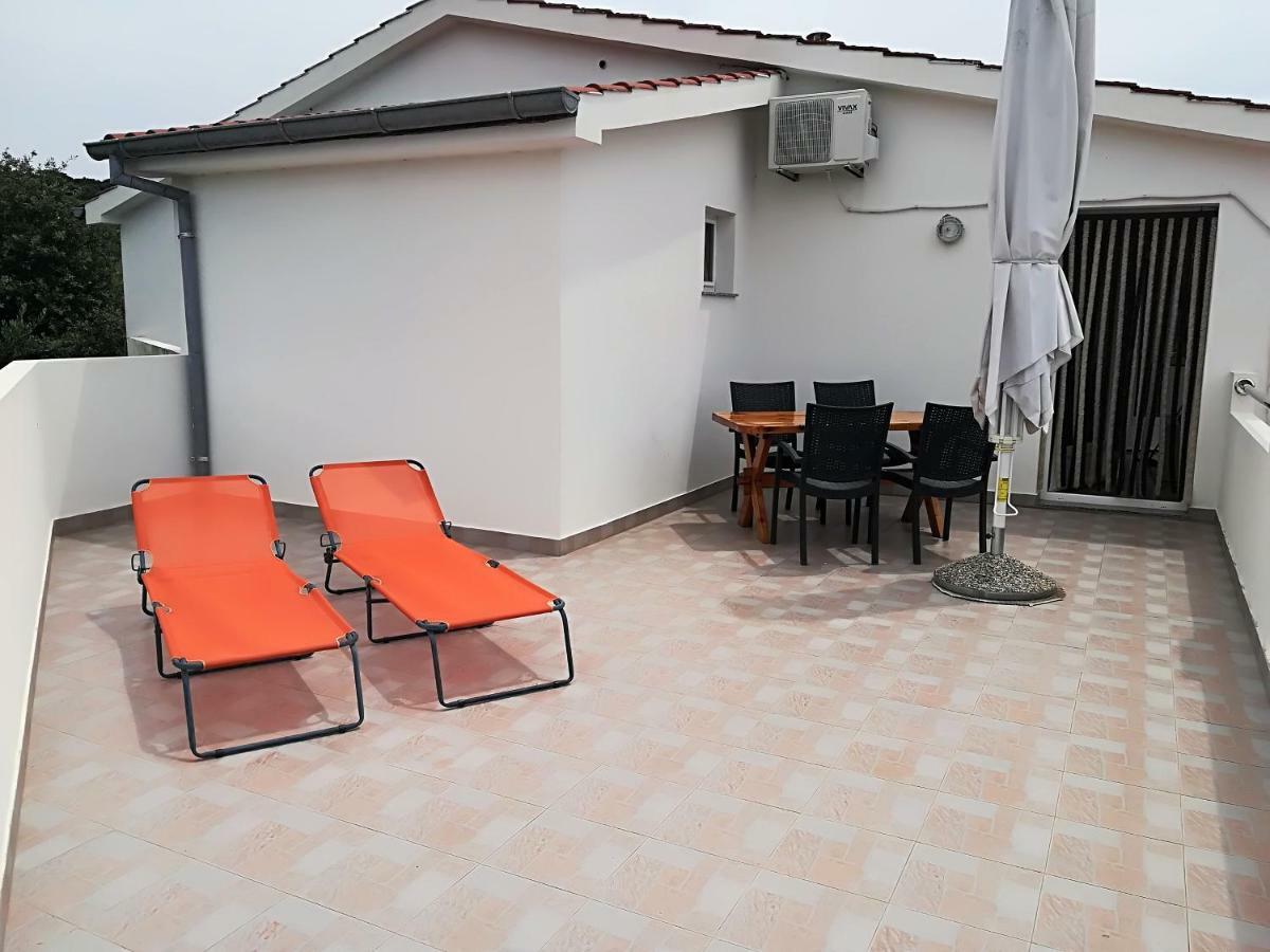 Apartman Rosanda Premuda Zewnętrze zdjęcie